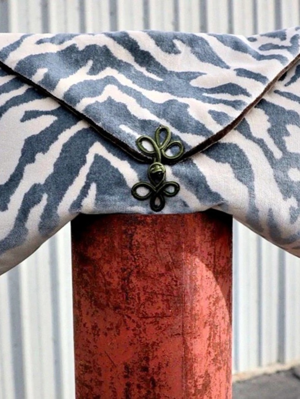 Animal Print Envelope Clutch in Gray & White Like New